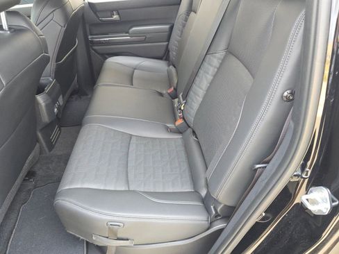 Used 2024 Toyota Tacoma TRD Off-Road w/ TRD Off Road Premium Package image 11