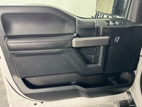 Used 2020 Ford F150 XLT w/ Equipment Group 302A Luxury image 9