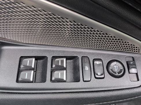Used 2024 Acura MDX SH-AWD image 11