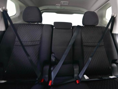 Used 2020 Nissan Rogue SV FWD image 8