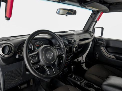Used 2017 Jeep Wrangler Unlimited Sport AWD/4WD image 13