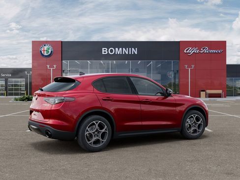 New 2026 Alfa Romeo Stelvio Sprint AWD/4WD image 4