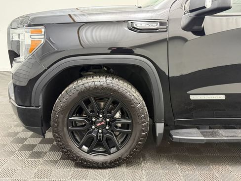 Used 2020 GMC Sierra 1500 Elevation w/ Elevation Value Package AWD/4WD image 11