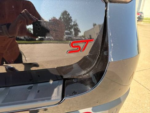 New 2027 Ford Explorer ST AWD/4WD image 6
