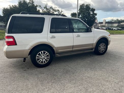 Used 2014 Ford Expedition XLT w/ Equipment Group 201A RWD image 3