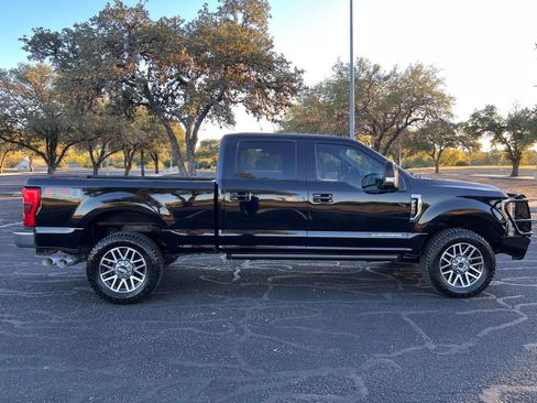 Used 2018 Ford F250 Lariat w/ Lariat Ultimate Package AWD/4WD image 39