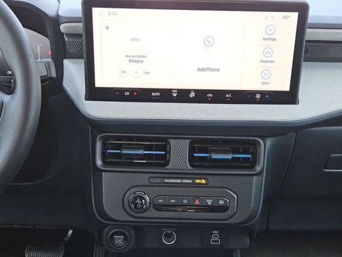 New 2026 Ford Maverick XLT image 22