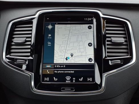 Used 2021 Volvo XC90 T6 Momentum w/ Protection Package Premier image 18