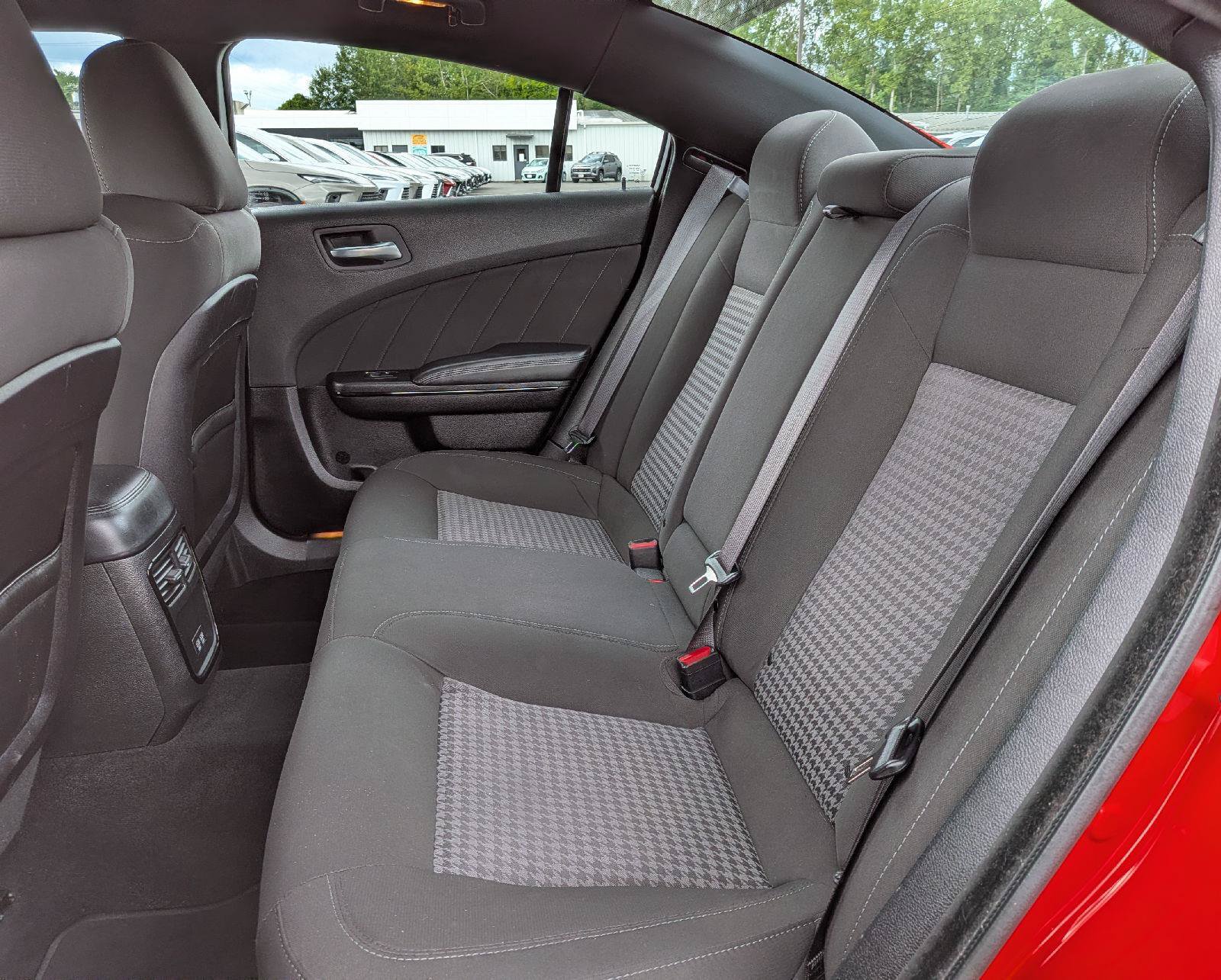 Used 2022 Dodge Charger R/T w/ Blacktop Package RWD image 20