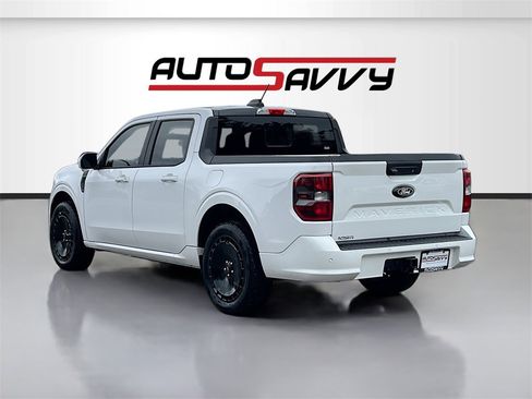 Used 2025 Ford Maverick Lobo image 5
