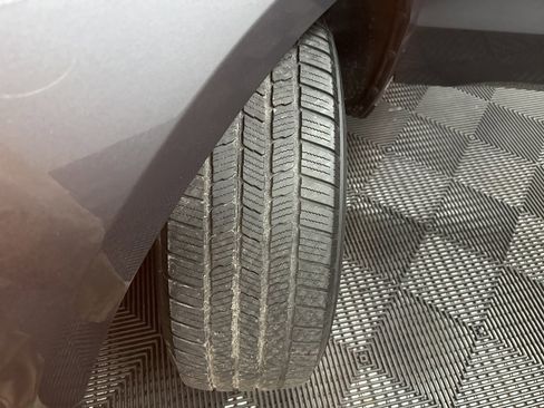 Used 2017 Acura MDX FWD image 40