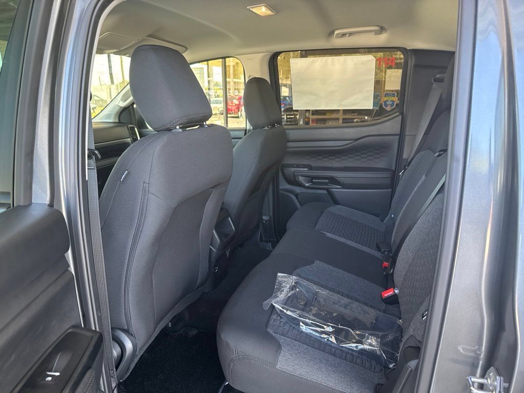 New 2026 Ford Ranger XLT w/ Black Appearance Package AWD/4WD image 16