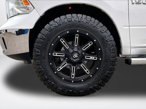 Used 2017 RAM 1500 Big Horn AWD/4WD image 34