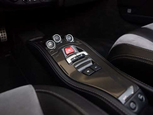Used 2012 Ferrari 458 Spider RWD image 53