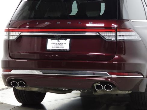 Used 2021 Lincoln Aviator Black Label AWD/4WD image 11