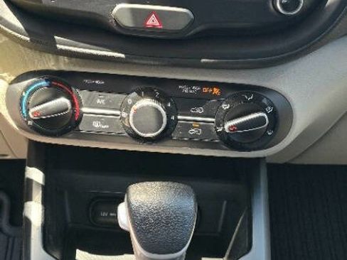 Used 2021 Kia Soul LX FWD image 29