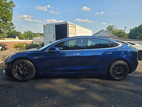 Used 2018 Tesla Model 3 Long Range RWD image 7
