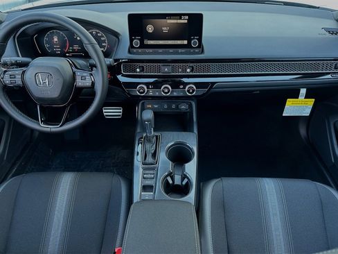 Used 2025 Honda Civic Sport image 12