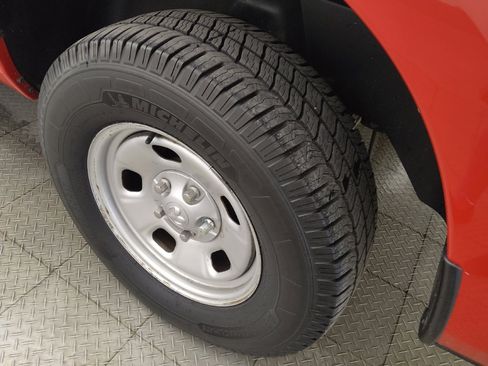 Used 2021 RAM 1500 Tradesman RWD image 31