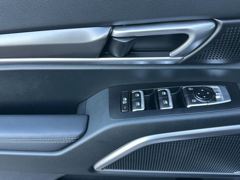 New 2025 Kia Telluride S image 11