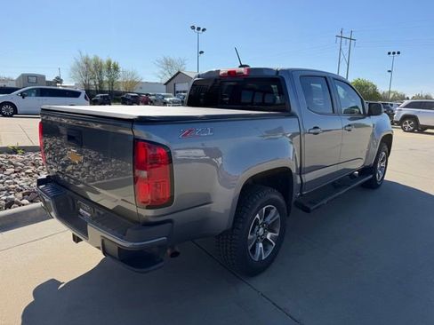 Used 2018 Chevrolet Colorado Z71 AWD/4WD image 7