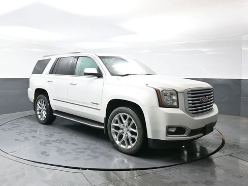 Used 2017 GMC Yukon SLT image 4