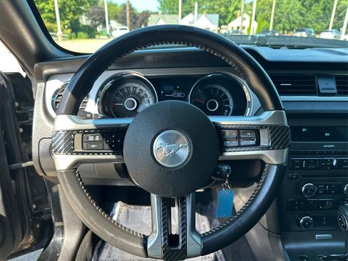 Used 2013 Ford Mustang GT Premium w/ GT Coupe Accessory Pkg 5 RWD image 17