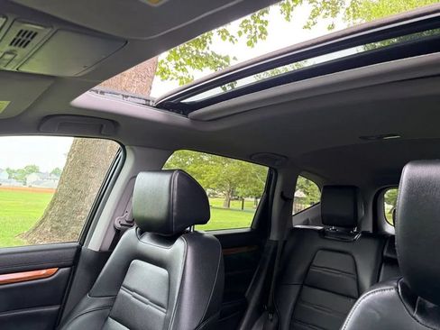 Used 2019 Honda CR-V EX-L image 16