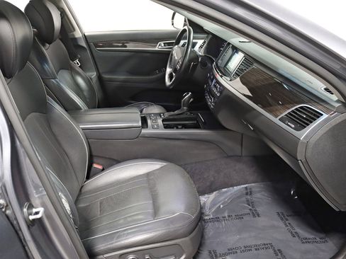 Used 2015 Hyundai Genesis 3.8 w/ Option Group 03 image 30