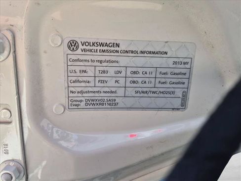 Used 2013 Volkswagen Jetta SE FWD image 24