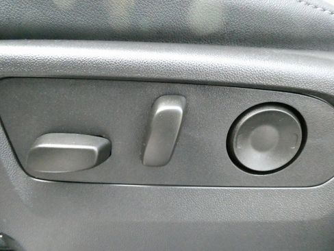 Certified 2025 Chevrolet Silverado 2500 LTZ w/ LTZ Plus Package image 24