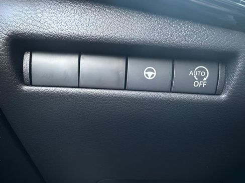 New 2026 Nissan Kicks SR FWD image 25