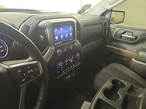 Used 2020 Chevrolet Silverado 1500 RST w/ All-Star Edition image 23