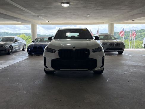 Used 2024 BMW X5 M60i AWD/4WD image 5
