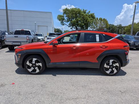 Used 2025 Hyundai Kona Limited FWD image 5