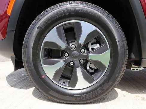 New 2025 Jeep Grand Cherokee Limited 4xe image 22