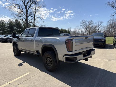 Used 2024 GMC Sierra 2500 AT4 w/ AT4 Premium Plus Package image 22