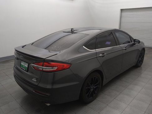 Used 2020 Ford Fusion SE w/ Equipment Group 151A FWD image 9