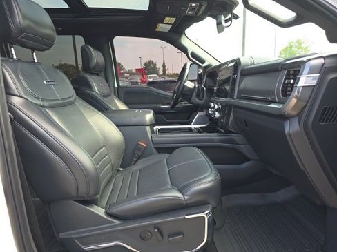 Used 2025 Ford F250 Platinum image 18