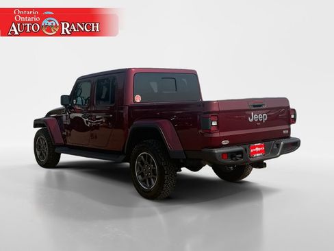 Used 2021 Jeep Gladiator Overland AWD/4WD image 3