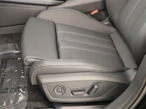 New 2025 Audi A5 2.0T Prestige image 25