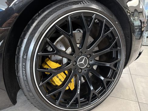 Used 2022 Mercedes-Benz SL 63 AMG 4MATIC image 9