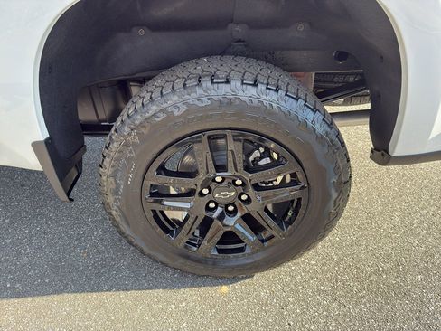 New 2026 Chevrolet Silverado 1500 LT Trail Boss w/ Safety Package image 21