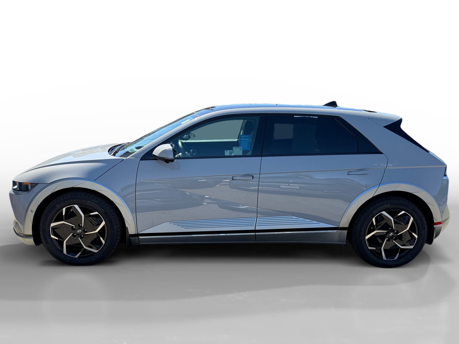 Certified 2024 Hyundai Ioniq 5 Limited RWD image 2