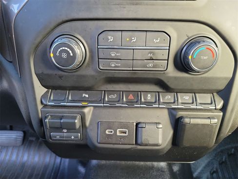 Used 2022 Chevrolet Silverado 2500 W/T w/ WT Convenience Package image 18