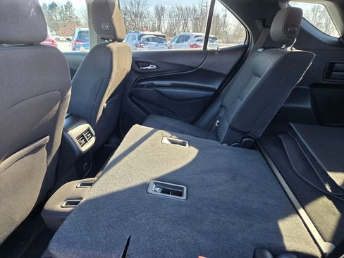 Used 2018 Chevrolet Equinox LT image 29