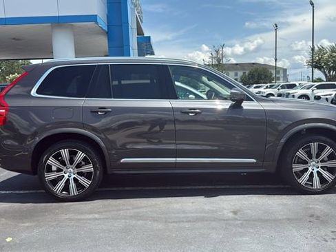 Used 2024 Volvo XC90 B6 Plus w/ Protection Package Premier image 8