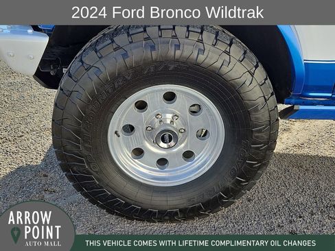 Used 2024 Ford Bronco Wildtrak image 16