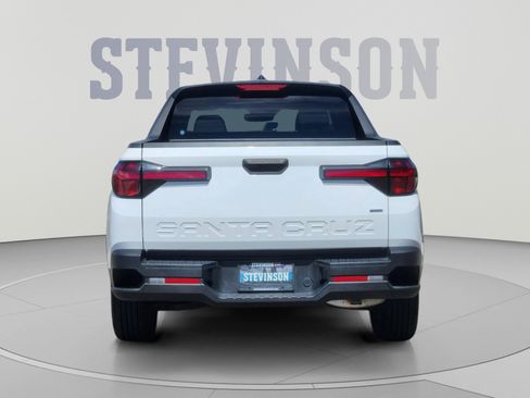 Certified 2025 Hyundai Santa Cruz SE AWD/4WD image 3