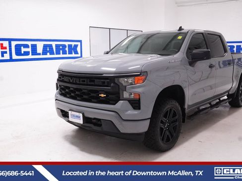 Used 2024 Chevrolet Silverado 1500 Custom RWD image 1